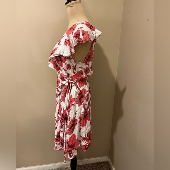 Free People French Quarter Wrap Floral Mini Dress, size Large - Picture 3 of 10